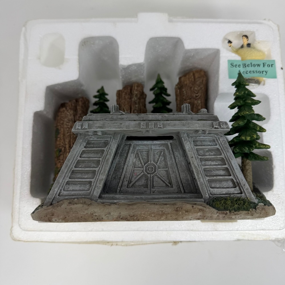 Star Wars Hawthorne Village Endor Bunker Third Issue Galactic Village Collection